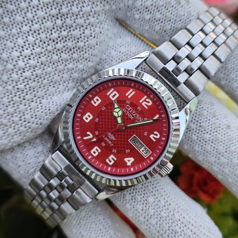 Citizen Automatic Men's steel day date 21 Jewels Tranparent Back Vintage Refurbished Mod Wrist watch