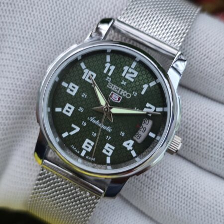 Seiko 5 Automatic Men steel back 17 Jewels vintage japanese Refurbished Mod Wrist watch champagne Green dial