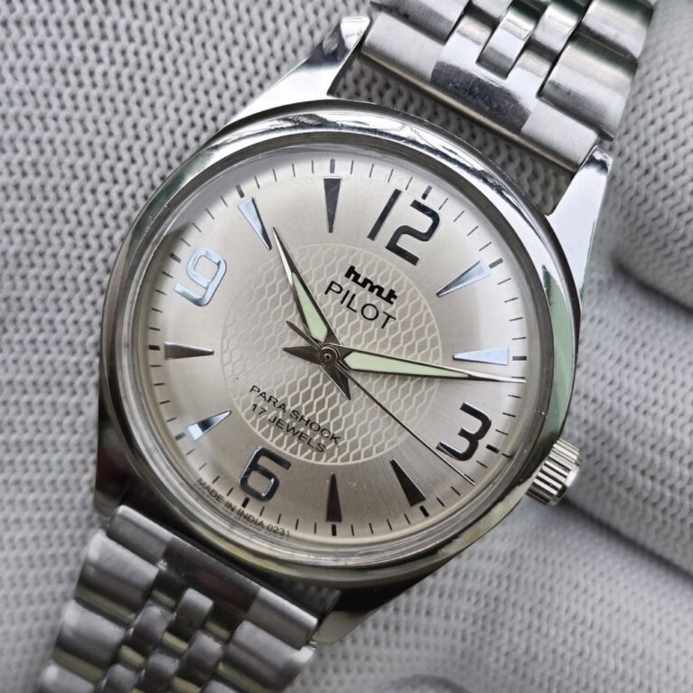 HMT Pilot hand winding Men's steel transparant back 17 Jewels Mod Wrist watch White Dial
