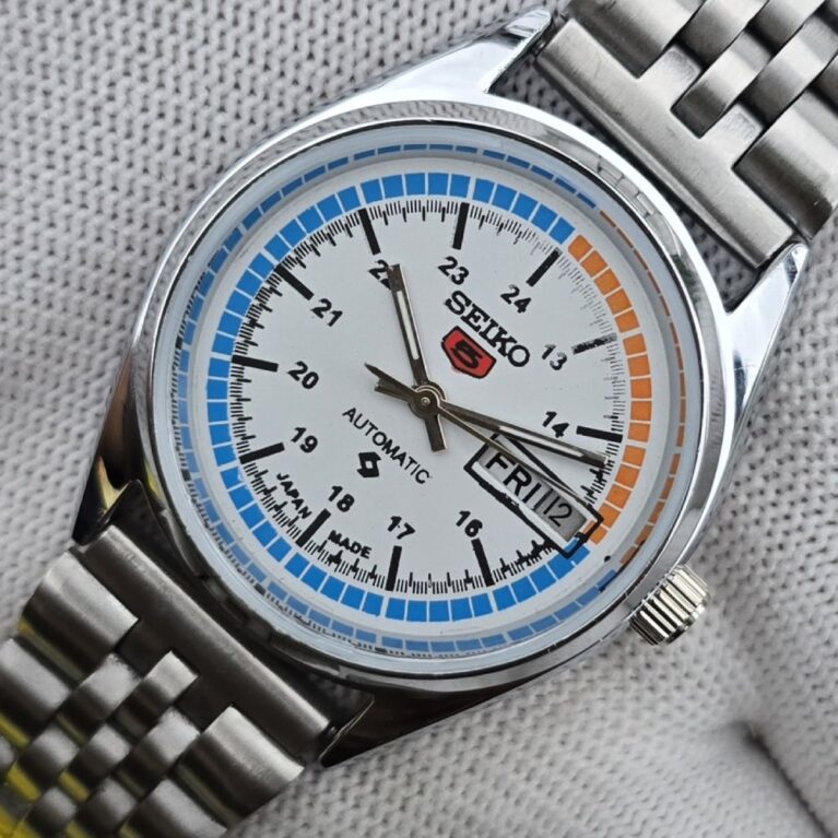 Seiko 5 Automatic Men steel back 17 Jewels vintage japanese Refurbished Mod Wrist watch champagne White dial
