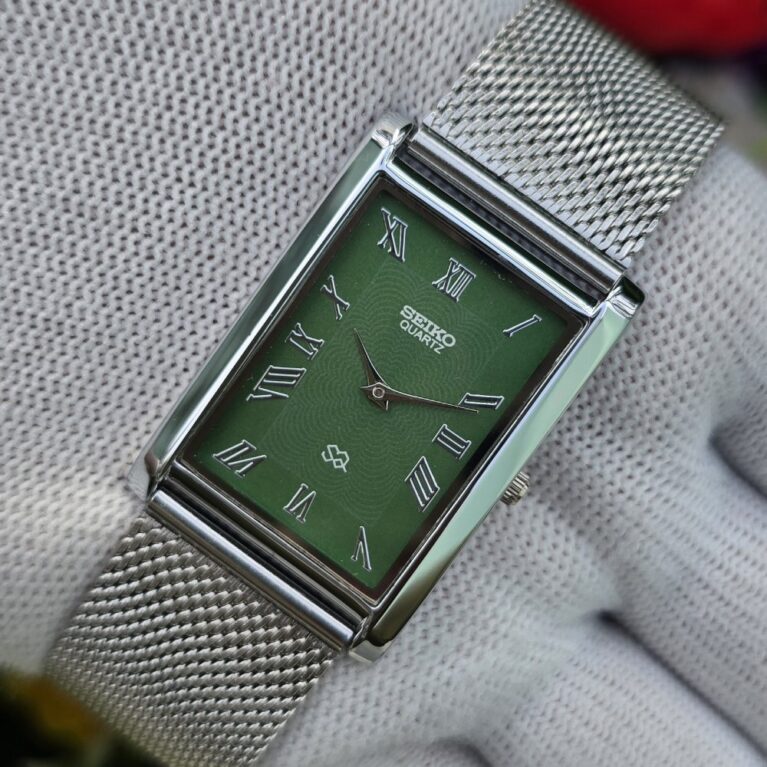 Seiko Tank Quartz Men's Silver tone Sub-Second Roman Green dial Mod wrist watch