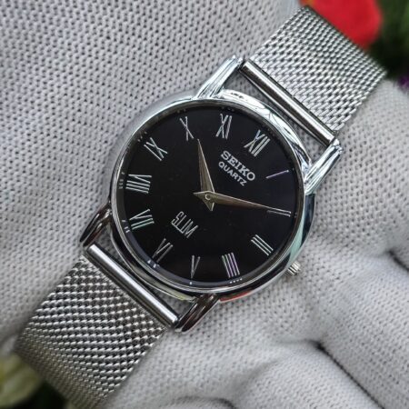Seiko Quartz Slim Men's Silver tone Black dial Mod wrist watch