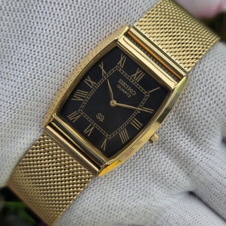 Seiko Tank Quartz Men's Gold tone Roman Black dial Mod wrist watch
