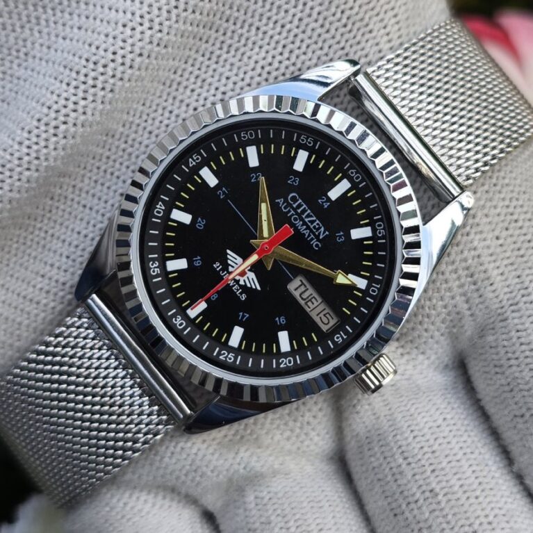 Citizen Automatic Men’s Stainless Mesh strap 21 Jewels Day-Date Vintage Mod Wrist Watch