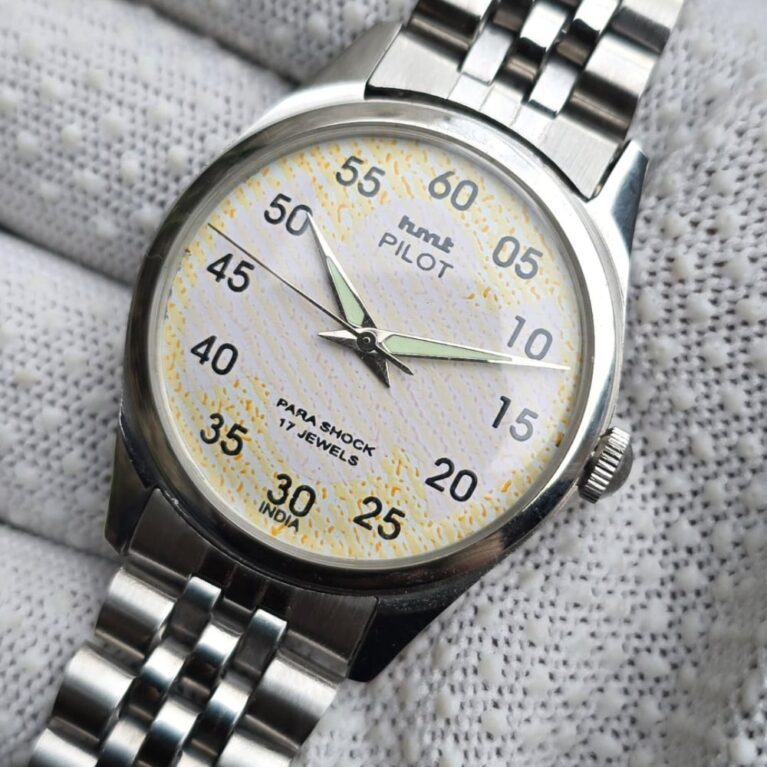 HMT Pilot hand winding Men's steel transparant back 17 Jewels Mod Wrist watch White Dial