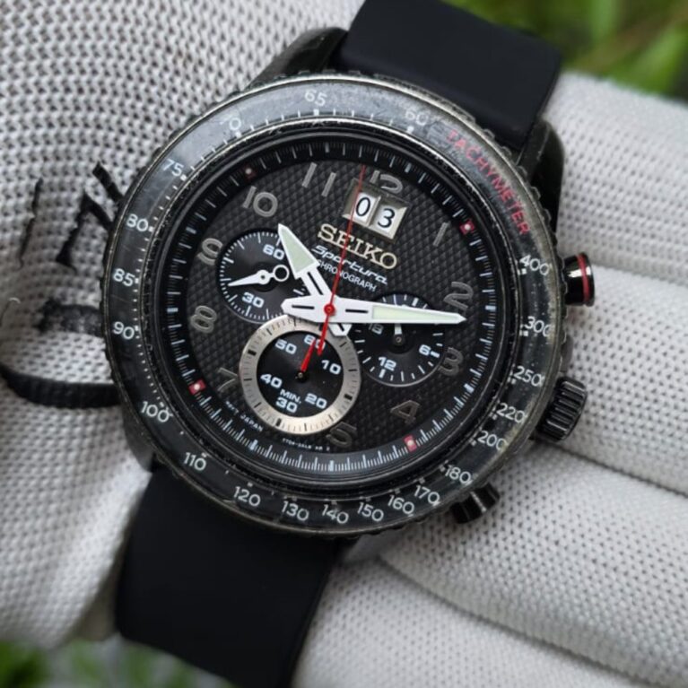 Seiko Sportura HRC Honda Racing Team Chronograph 7T62 Quartz Men's Watch Black dial