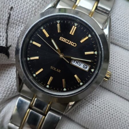 Seiko Solar Men’s steel Back japanese Refurbished Wrist watch sophisticated Black Dial