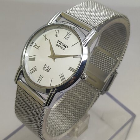 Seiko Quartz Slim Men Japanese Refurbished Mod wrist watch