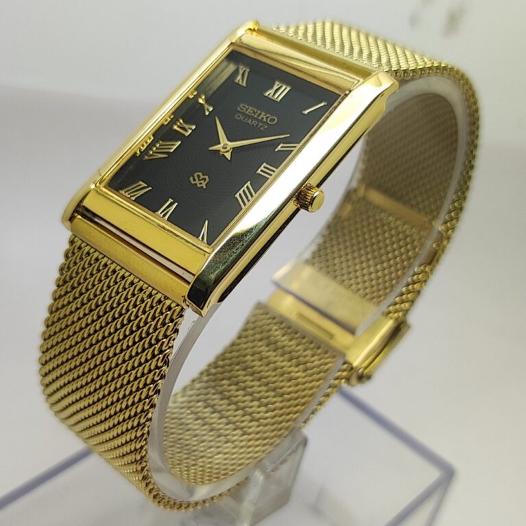 Seiko Quartz Slim Men Japanese Refurbished Mod wrist watch