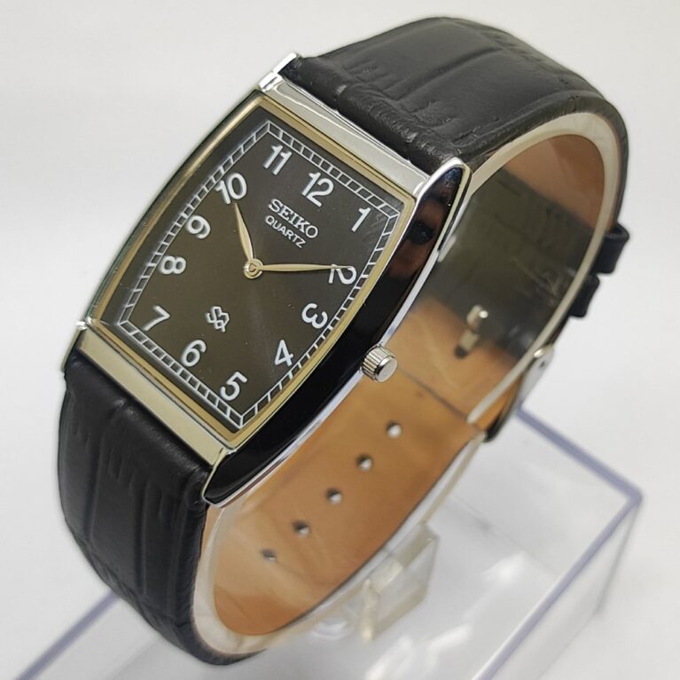 Seiko Quartz Slim Men Japanese Refurbished Mod wrist watch